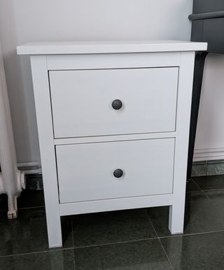 Mesita de noche Ikea Hemnes blanca
