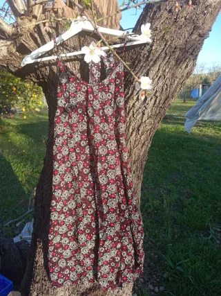 Lote de 24 vestidos estampados, viscosa