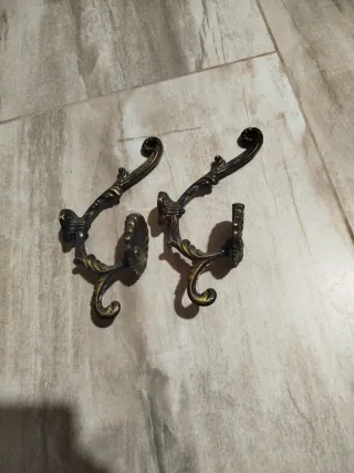 Percheros vintage latón concha