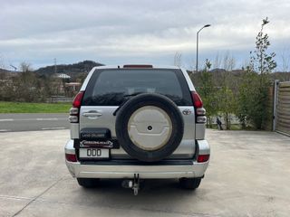 Toyota Land Cruiser 2004