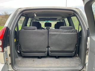 Toyota Land Cruiser 2004