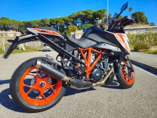 KTM 1290 Super Duke GT