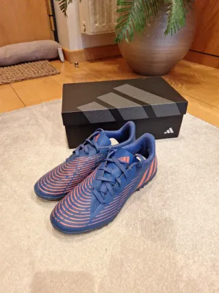 Botas fútbol Adidas Predator niño T40