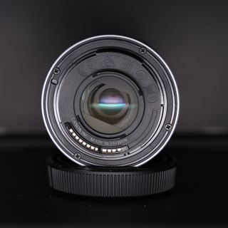 Obiettivo Canon RF-S 18-150mm f/3.5-6.3 IS STM