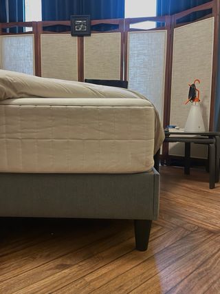 Cama 140x200  colchón incluidos  Buen estado