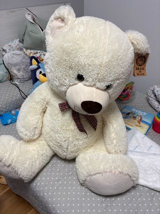 Oso de peluche grande blanco
