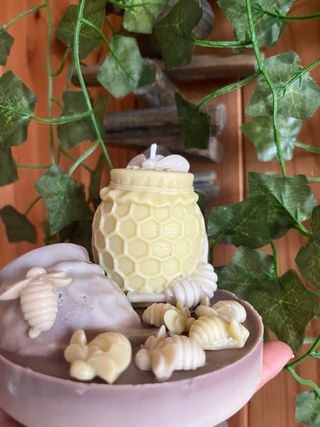 Vela artesanal abeja y panal