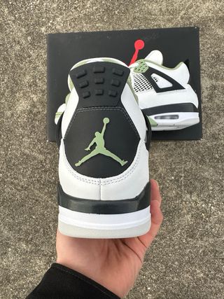 Scarpe Air Jordan 4 Seafoam Verde e Bianco