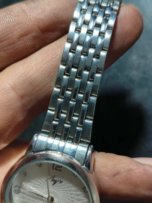 Reloj marca  Luch