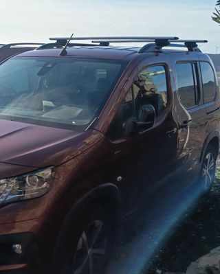 Barras de techo Peugeot Rifter nuevas