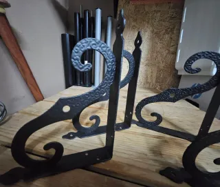 4 Escuadras Forja Negro 20x15cm