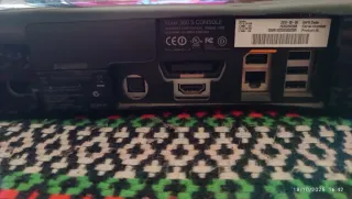 Comando Xbox 360 Camuflado Azul/Verde e consola