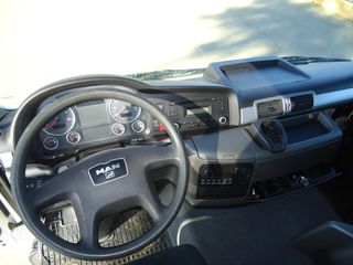 Mercedes ACTROS 25 40-CAMIONES GRUAS