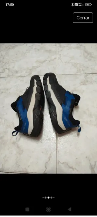 Botas de montaña impermeables negras y azules niño