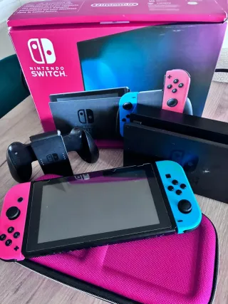 Nintendo Switch Azul y Roja