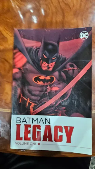 Batman: Legacy Vol. 1
