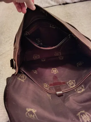 Maletín de cuero marrón