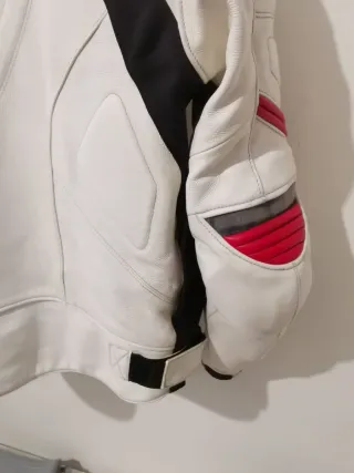 Chaqueta Dainese Blanca y Negra