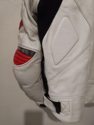 Chaqueta Dainese Blanca y Negra