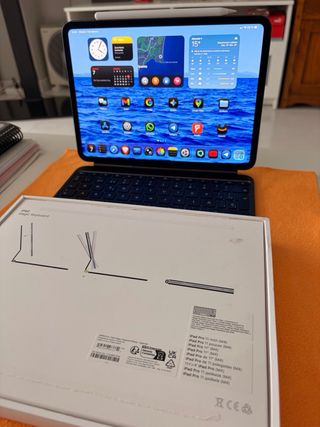 Magic Keyboard 11” Negro (M4 y M5) Español (Ñ)