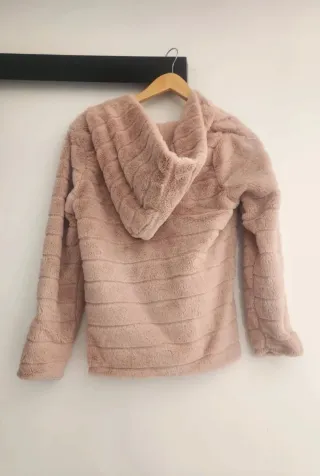 Abrigo pelo rosa pastel