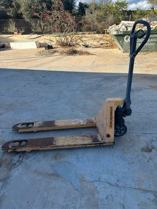 Traspaleta manual Jungheinrich