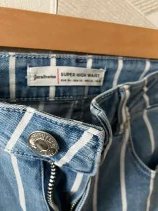 Pantalón Stradivarius rayas azul y blanco