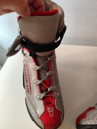 Patines en línea Rollerblade con protecciones