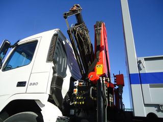 Volvo FM 11 330-CAMIONES GRUA