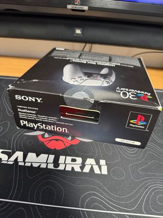 Mando DualSense 30 Aniversario Sony