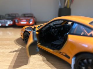 Porsche 911 997 GT3 RS 1/24 Welly