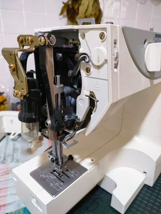 Máquina de coser Pfaff HOBBY 1040 -para despiece-