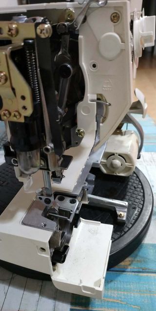 Máquina de coser Pfaff HOBBY 1040 -para despiece-