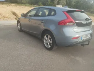 Volvo V40 2018
