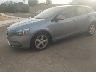 Volvo V40 2018