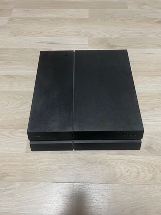 PS4 + 2 Mandos + Juegos