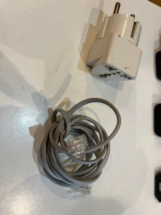 Lote Cables USB-mini USB,Auriculares y Cargadores.