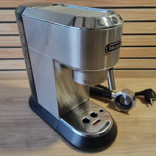 Cafetera De'Longhi Dedica EC685.M