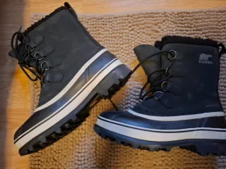 Botas Sorel Negras y Blancas