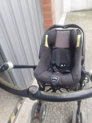 Silla de paseo con capazo y Maxi-Cosi