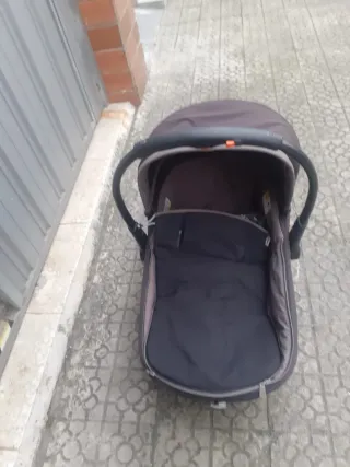 Silla de paseo con capazo y Maxi-Cosi
