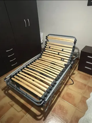 Cama articulada eléctrica