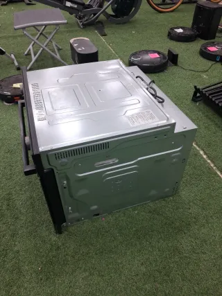 Horno empotrado negro