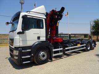 MAN TGX 26 480-CAMIONES GANCHO+GRUA