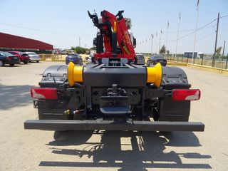 MAN TGX 26 480-CAMIONES GANCHO+GRUA