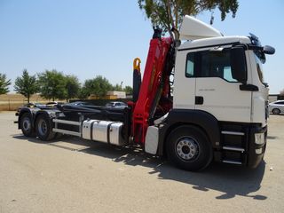 MAN TGX 26 480-CAMIONES GANCHO+GRUA