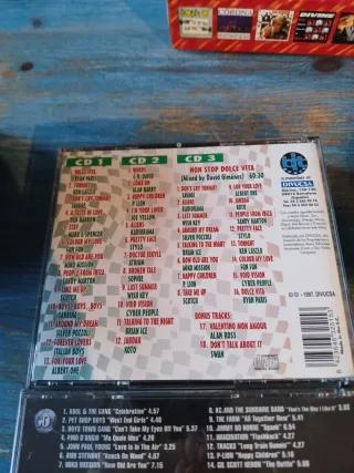 Lote 10 CDs Compilatorios Dance '80s '90s