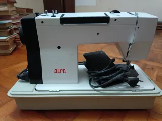 Máquina de coser Alfa 3940