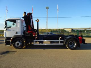 MAN TGM 18 280-CAMIONES GANCHO+GRUA
