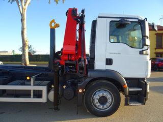 MAN TGM 18 280-CAMIONES GANCHO+GRUA